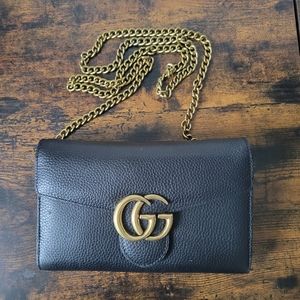Gucci Wallet on Chain